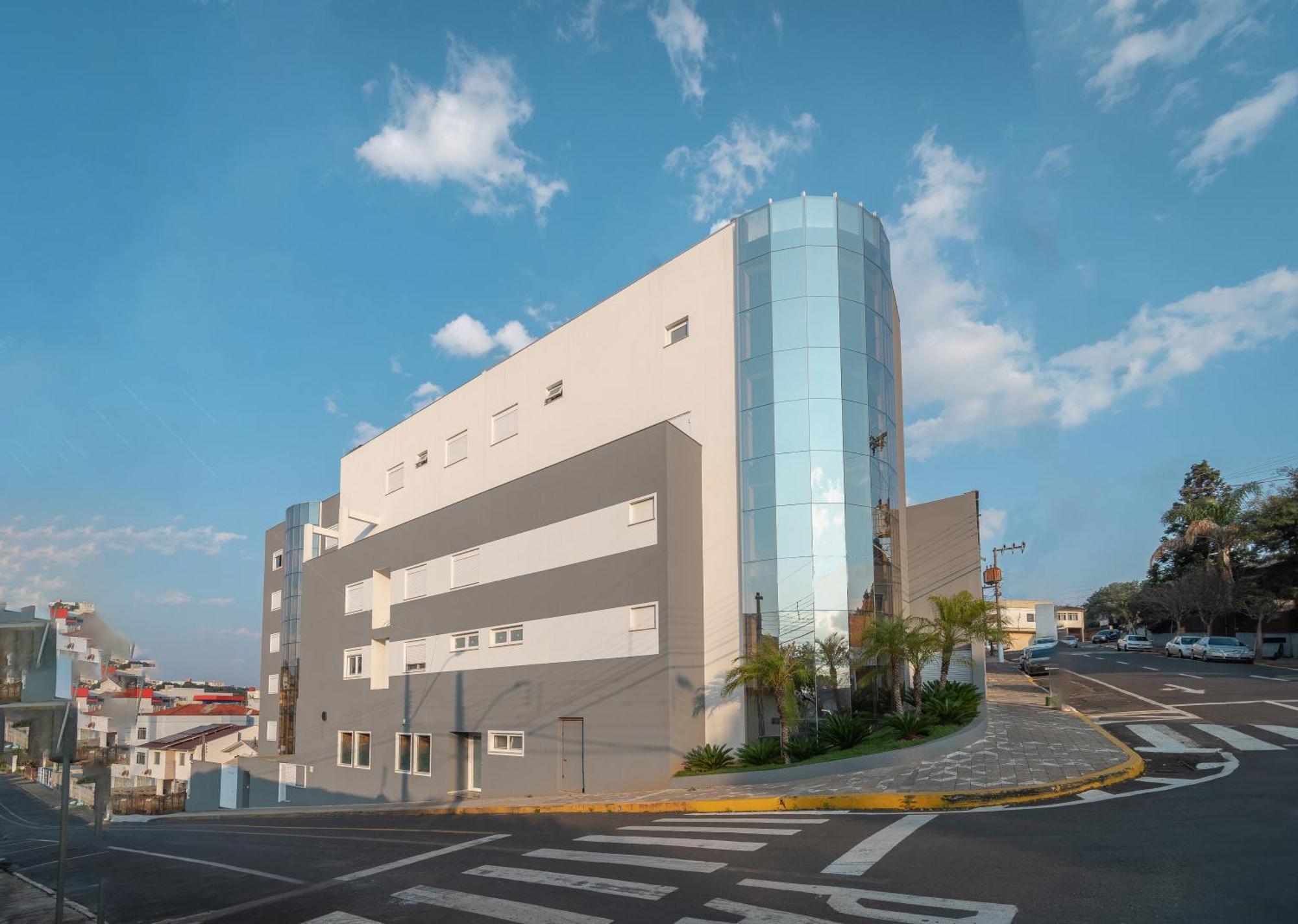 Hotel Kindermann Caçador エクステリア 写真