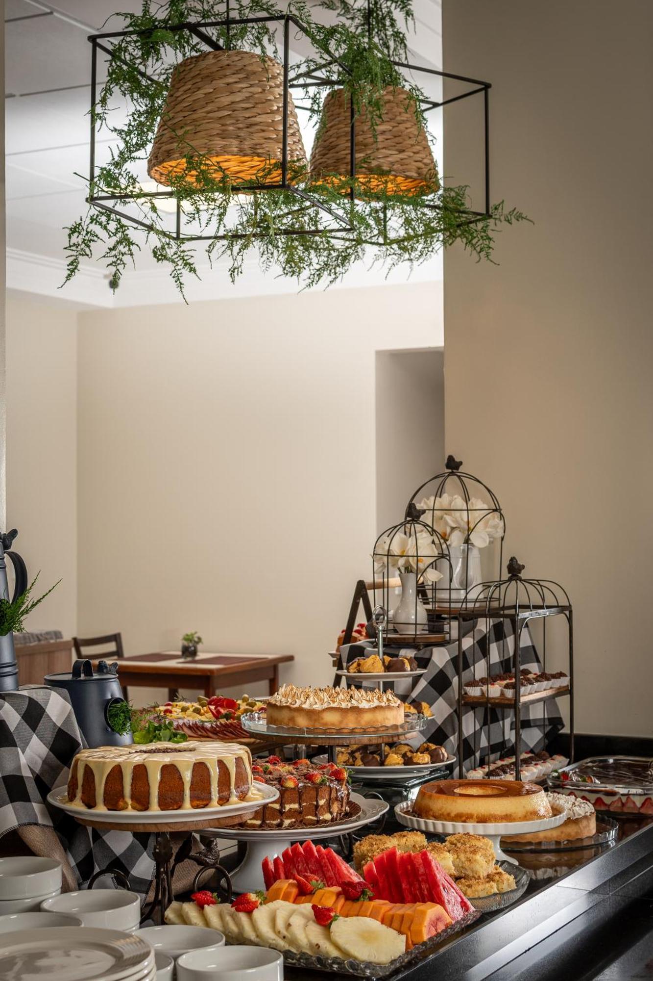 Hotel Kindermann Caçador エクステリア 写真